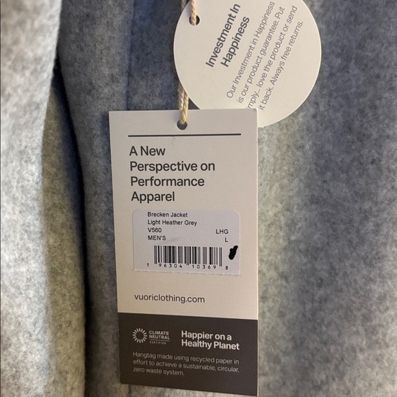 Vuori Brecken Shirt Jacket, new with tags - Picture 4 of 4